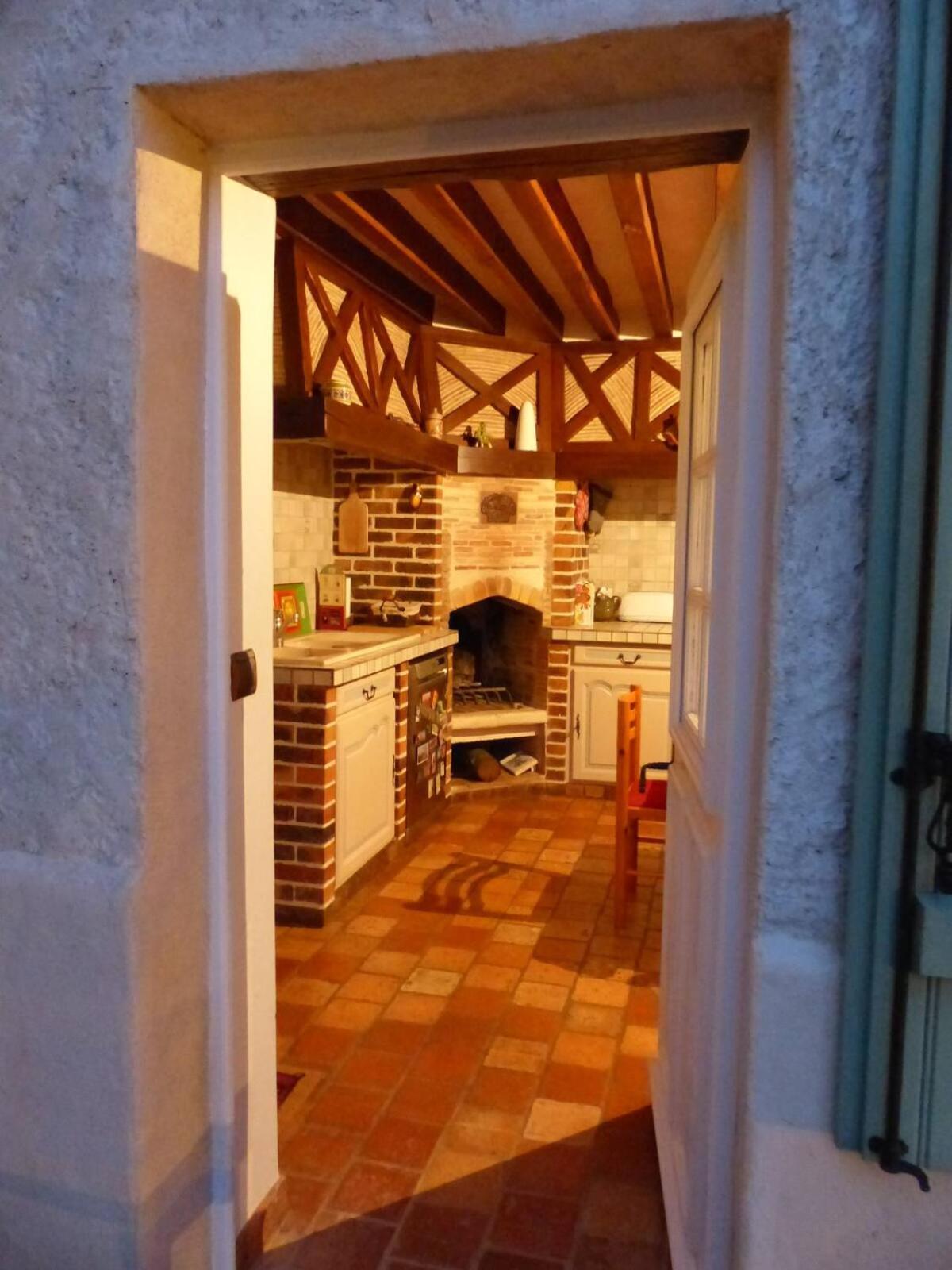 Maison D'Hotes La Source Magny-les-Hameaux Exteriör bild