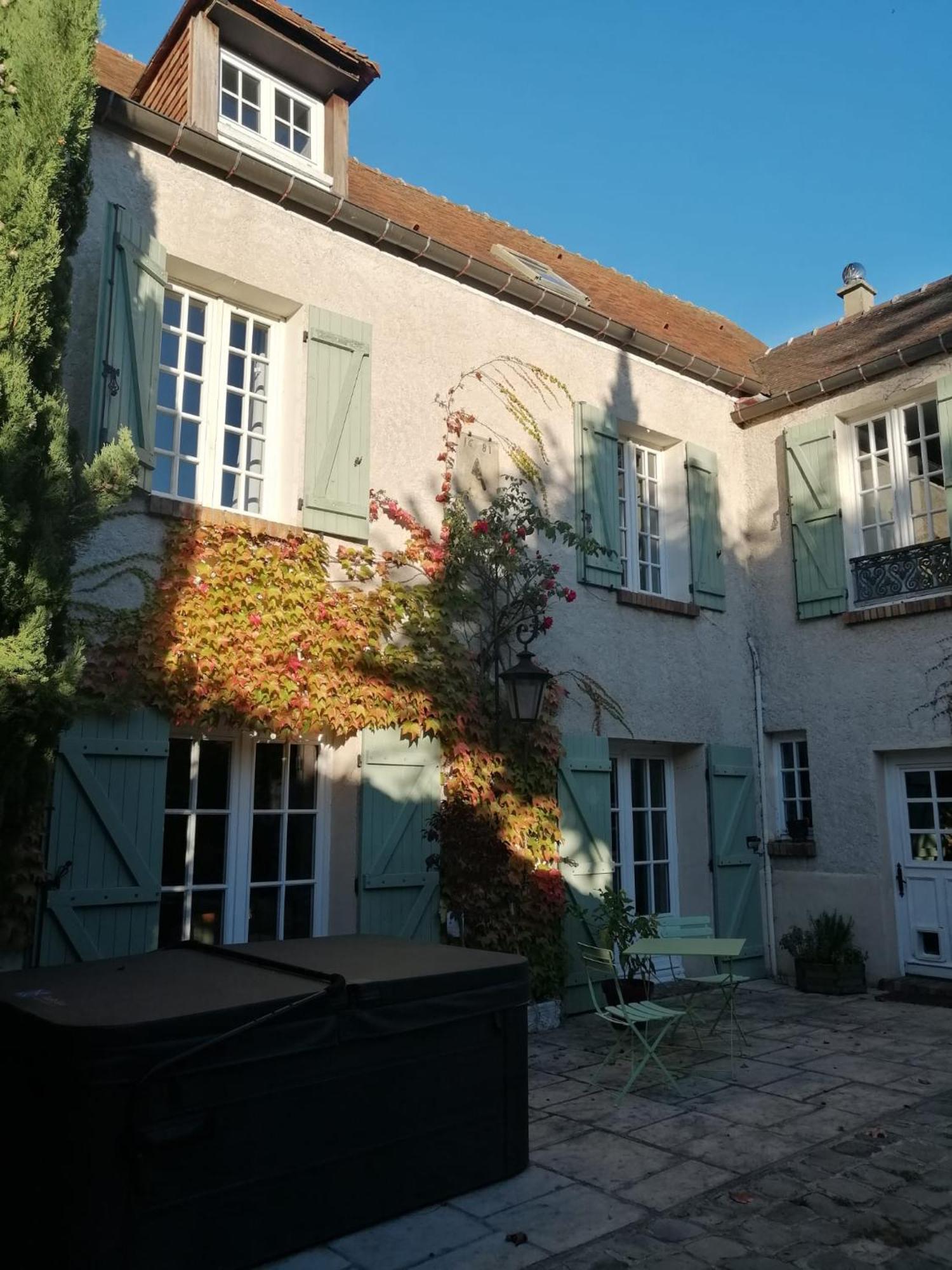 Maison D'Hotes La Source Magny-les-Hameaux Exteriör bild